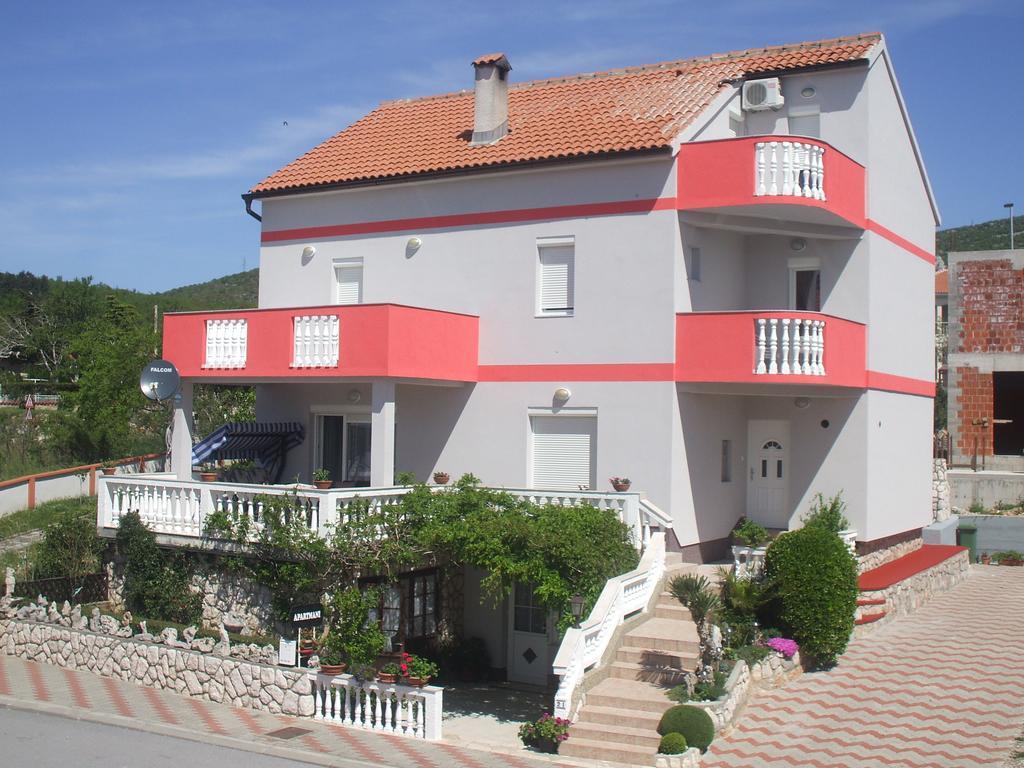Apartments Malnar Novi Vinodolski Εξωτερικό φωτογραφία